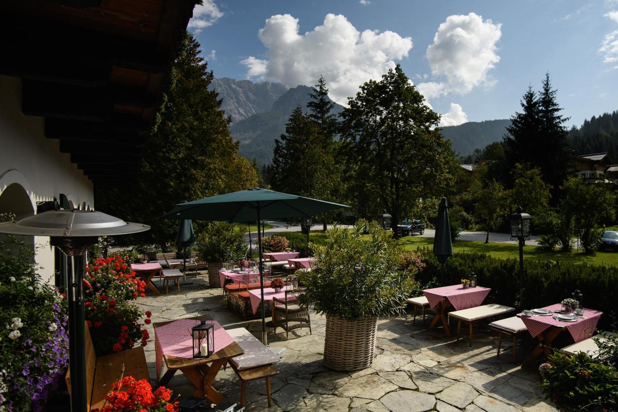 House Of Huetter - Wachtelhof & Spa Maria Alm am Steinernen Meer Eksteriør billede